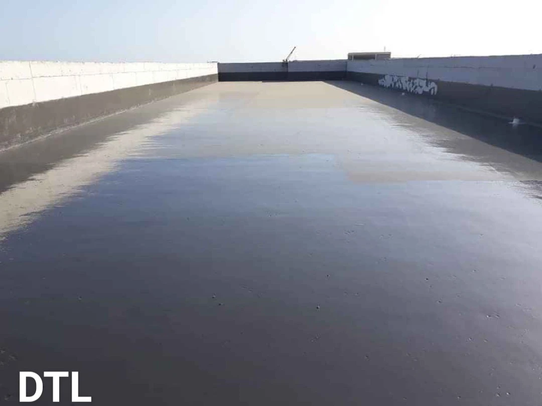 Thi công chống thấm mái bằng màng PU