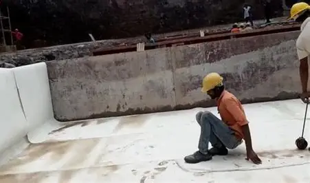 Thi công SikaProof 312 IN HDPE sàn móng