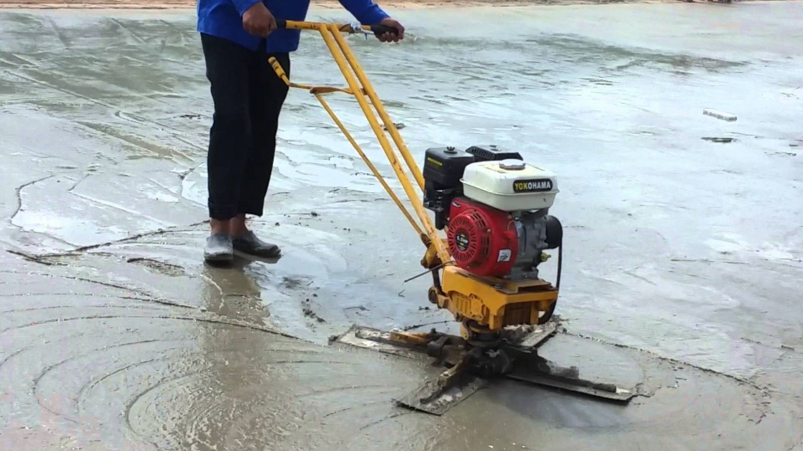 Ứng dụng Sikagard P 770 N lớp lót kết nối bê tông bể xử lý nước thải