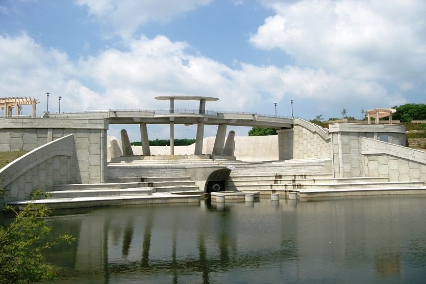 Ứng dụng Reinforced Earth - Hydraulic works