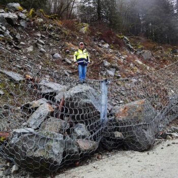 Rào chắn dòng bùn đá (Debris Flow Barrier) – chặn lũ bùn đá & trượt nông