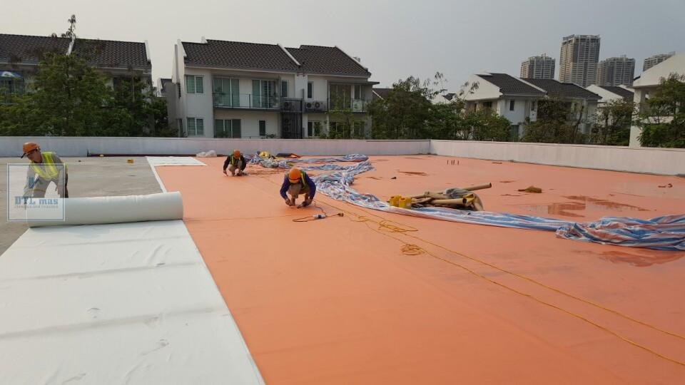 Ứng dụng Sarnafil G 476-15 cho mái lộ thiên có lớp bảo vệ
