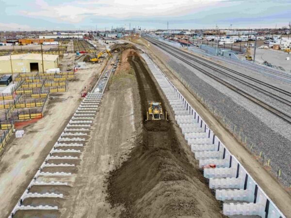 T-Wall™ công trình tường chắn precast – lắp đặt thực tế
