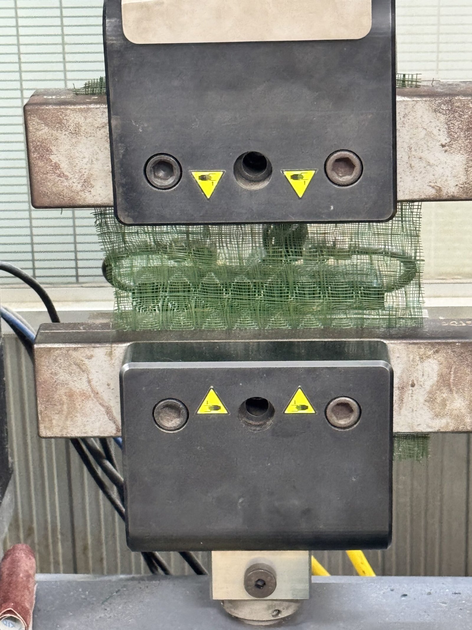 Thí nghiệm kiểm định lưới địa kỹ thuật TerraGreen 3D PP TRM 45/45 theo tiêu chuẩn ASTM