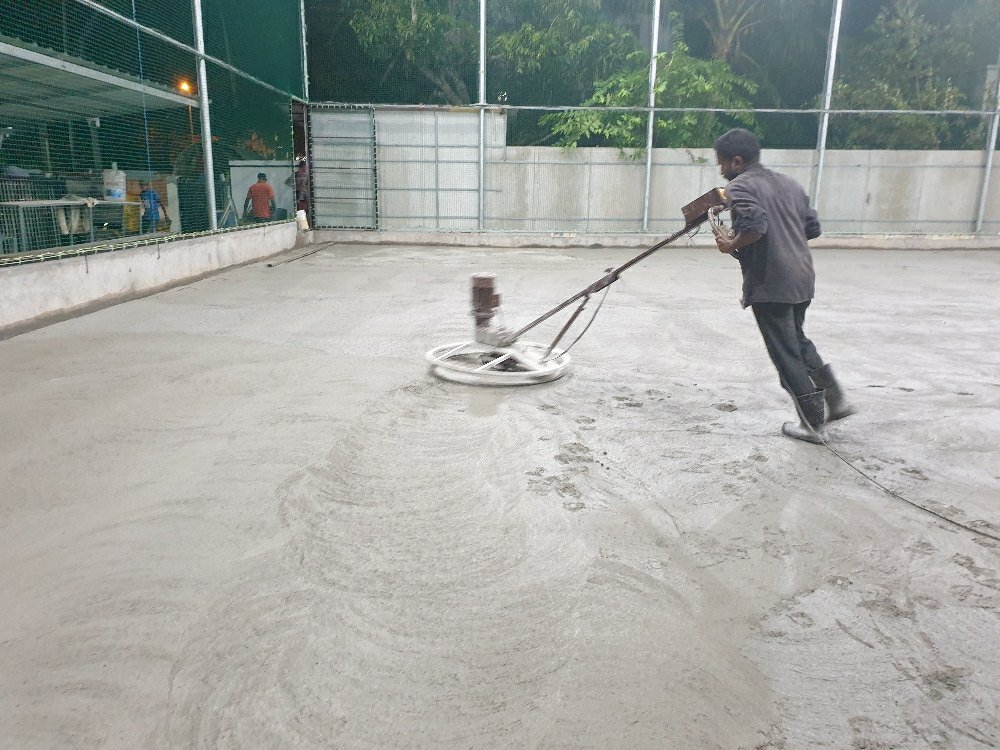 Floor Topping Compound làm phẳng nền bê tông trước khi lát gạch
