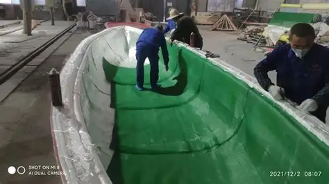 Thi công hand lay-up với SikaBiresin CR122 epoxy composite