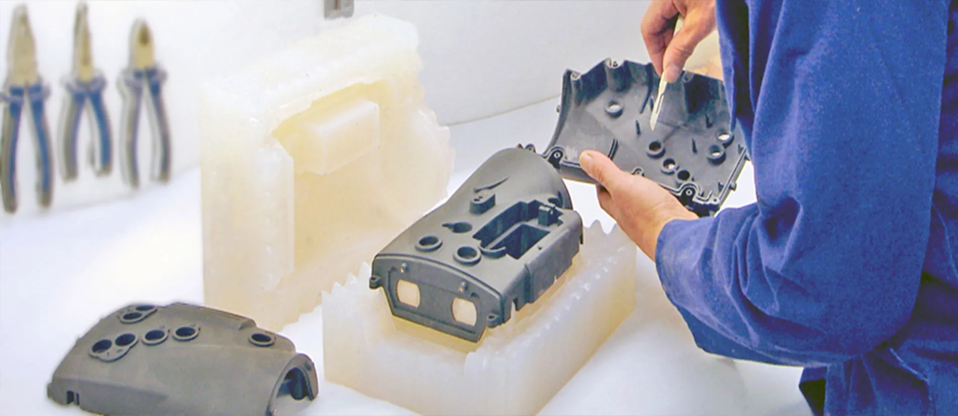 SikaBiresin SI291 | Silicone cộng hợp trong suốt làm khuôn đúc chân không 17 Sản phẩm prototype nhựa PU từ khuôn si291 SikaBiresin vacuum casting