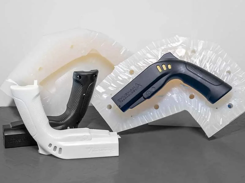 Đúc gioăng đệm đàn hồi PU SikaBiresin UR305 cho ngành ô tô