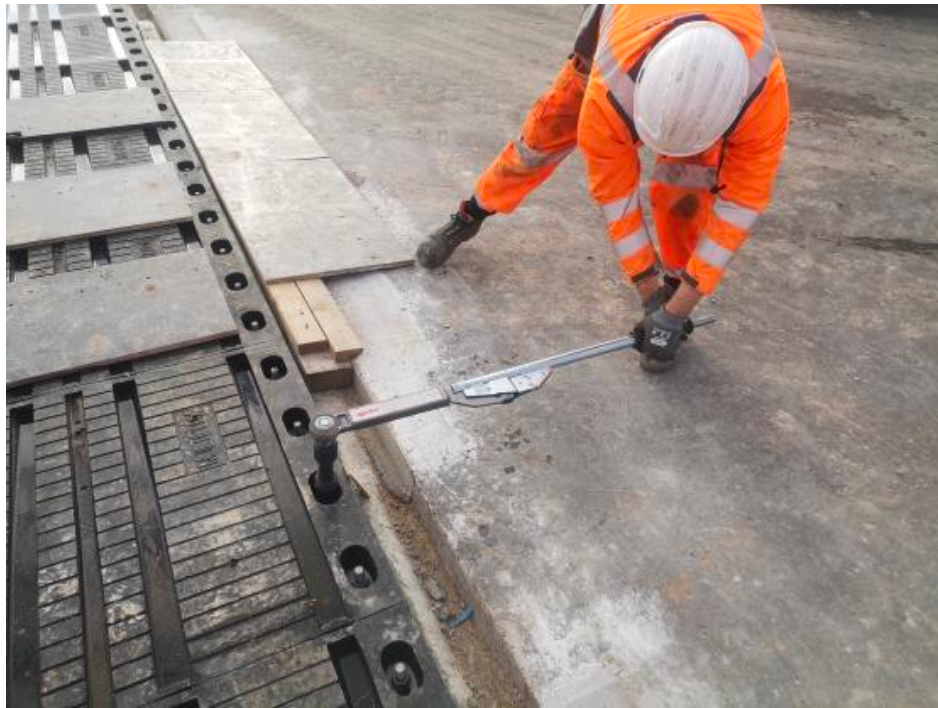 Road Expansion Joint SX SX350 anchors tensioning